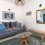 Vikendica Lovely In With Sauna Blace