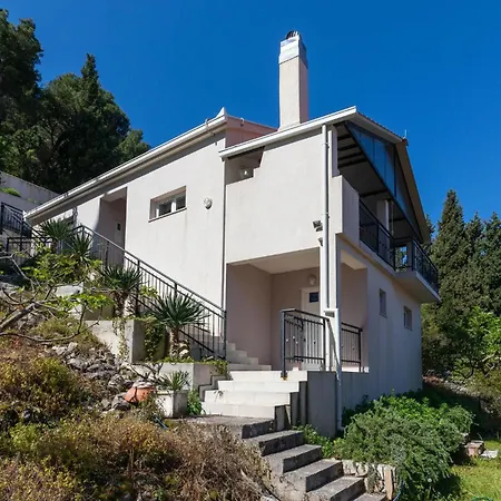 Σπίτι διακοπών Lovely In With Sauna