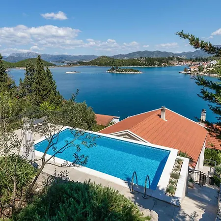 Lovely In With Sauna