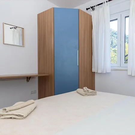 Σπίτι διακοπών Lovely In With Sauna *