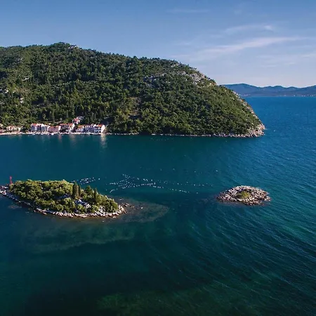 Lovely In With Sauna