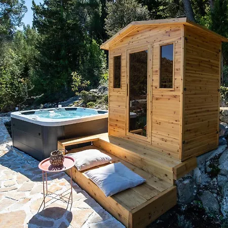 Lovely In With Sauna * Blace