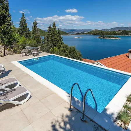 Lovely In With Sauna Casa vacanze