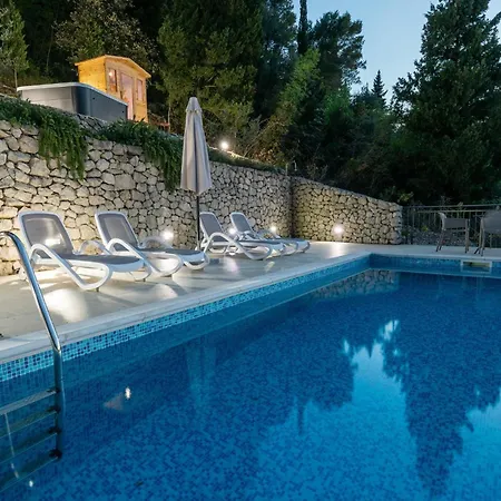 Holiday home Lovely In With Sauna Blace